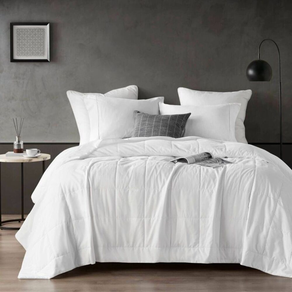 Full/Queen Cooling Touch Down Microfiber Blanket White - Quilted OEKO